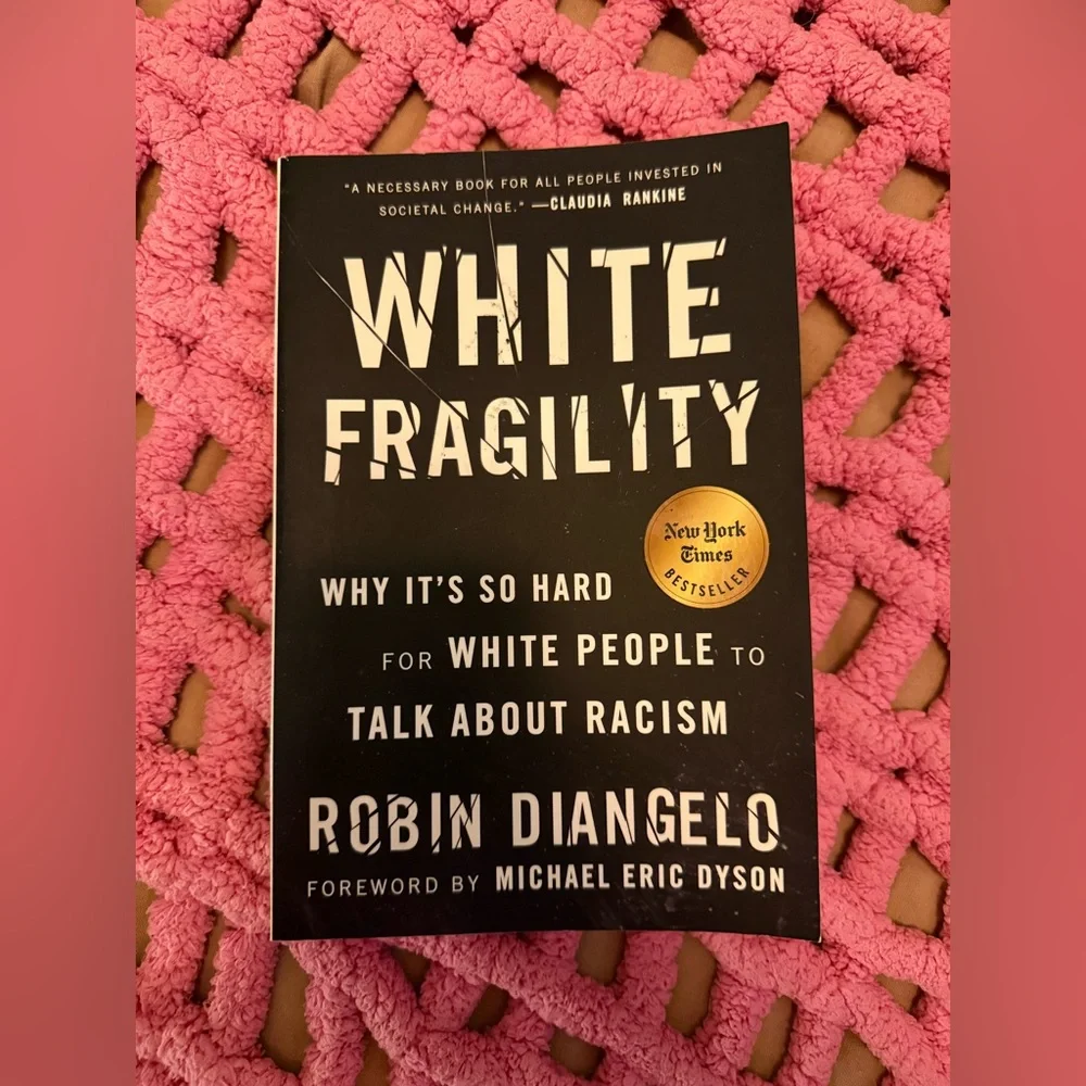 White Fragility by Robin DiAngelo - Black & White Paperback, Used good condition